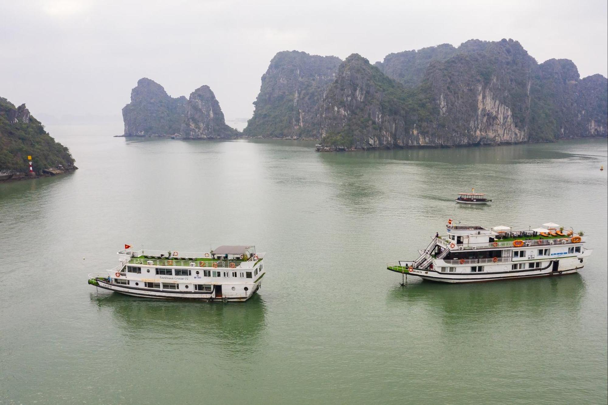 Hotel Fantasea Imperial Cruise Ha Long Zewnętrze zdjęcie