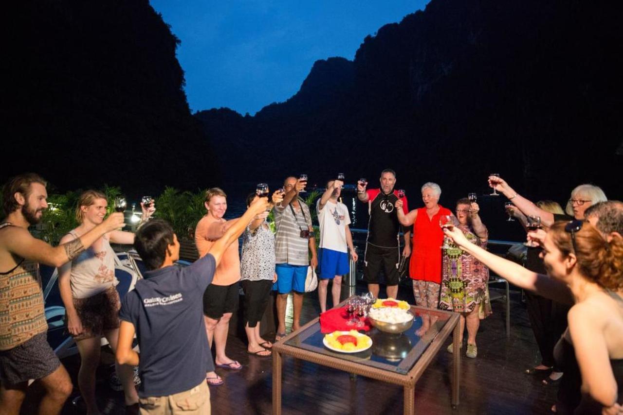 Hotel Fantasea Imperial Cruise Ha Long Zewnętrze zdjęcie